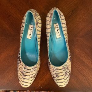 Isaac made in Italy pumps